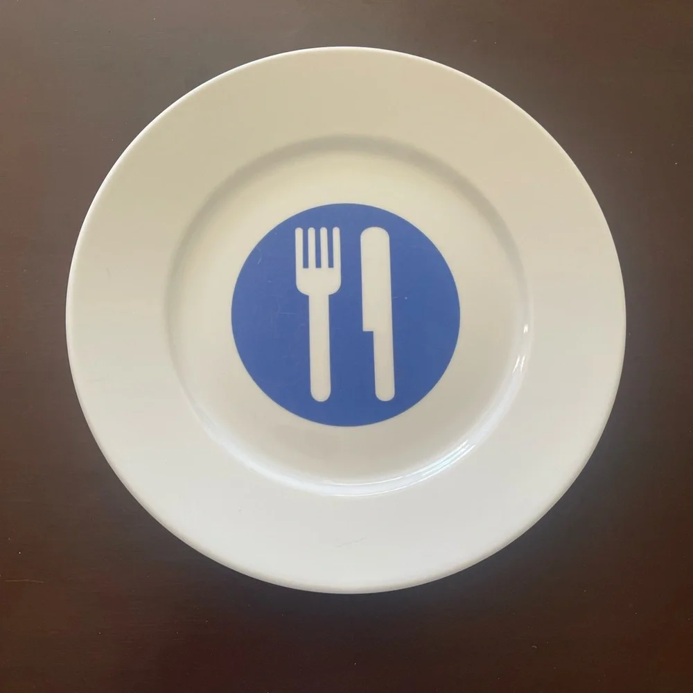 Crate&Barrel White and Blue Dinner Plates (3)